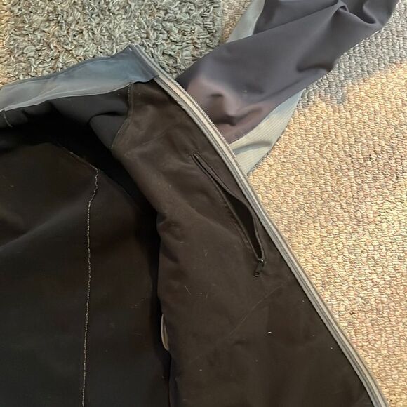 MEN’S MEDIUM MARMOT SOFTSHELL WINDSTOPPER FULL ZIP COAT - Picture 7 of 11